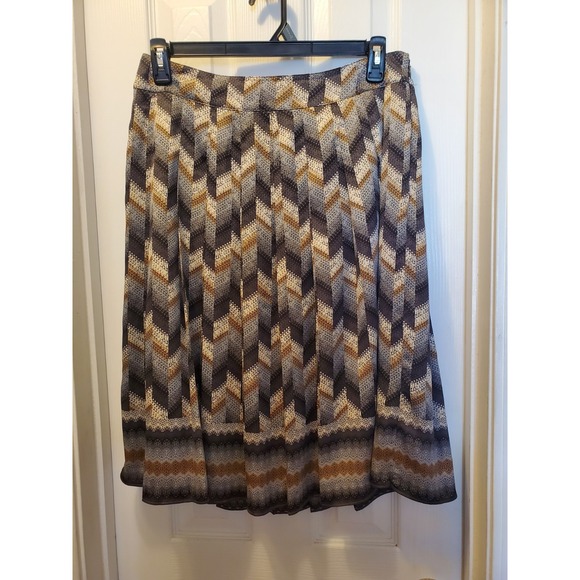 Talbots Dresses & Skirts - Talbots Skirt Sz 10 Midi Pleats Gray Brown Beige Side Zip Academia Office Work